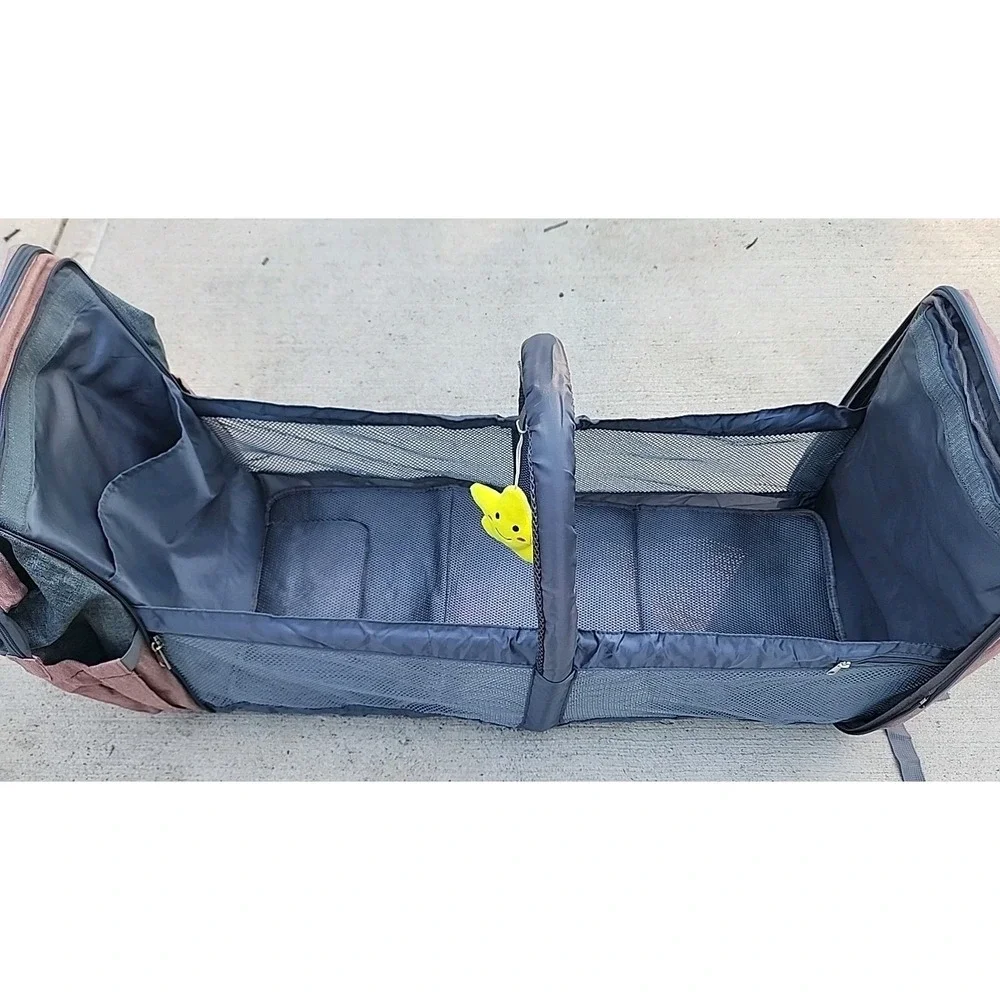NEW DERJUNSTAR‎ Red Diaper bag Backpack with Portable Bassinet